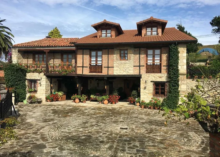 Casa Los Laureles
