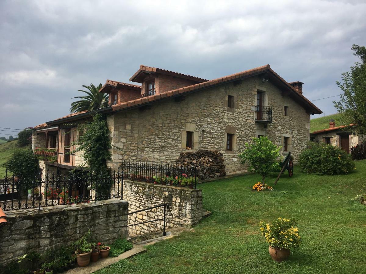 Casa Laureles Pensión 2*