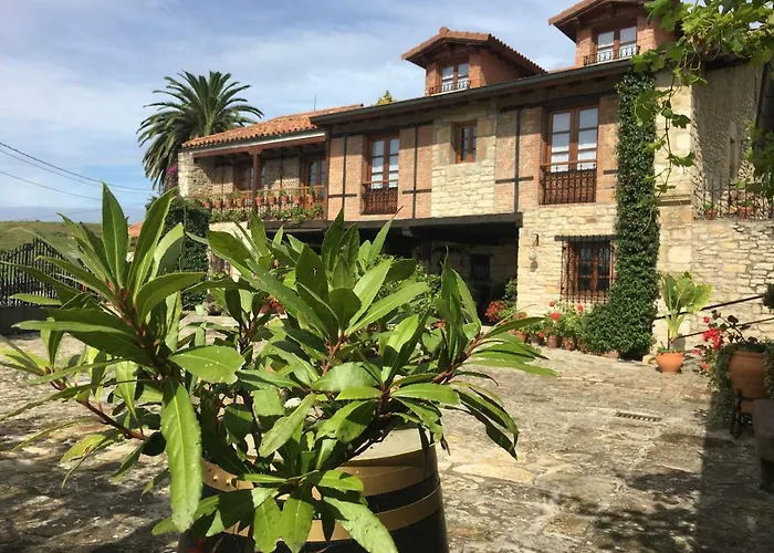 Casa Los Laureles