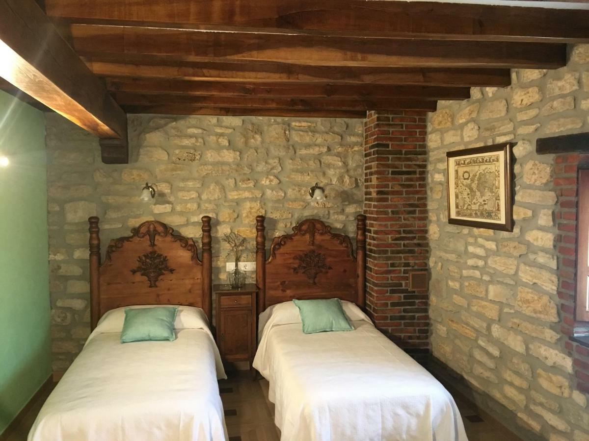 Casa Laureles 2*